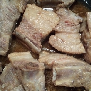 簡単時短☆豚スペアリブのニンニク醤油焼き❣️